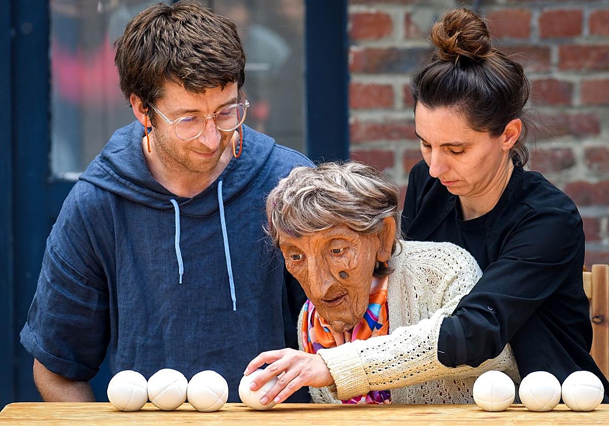 Maleta Company@Cie.Balancetoi abrirá el festival con 'Claudette', un espectáculo de marionetas y malabares.