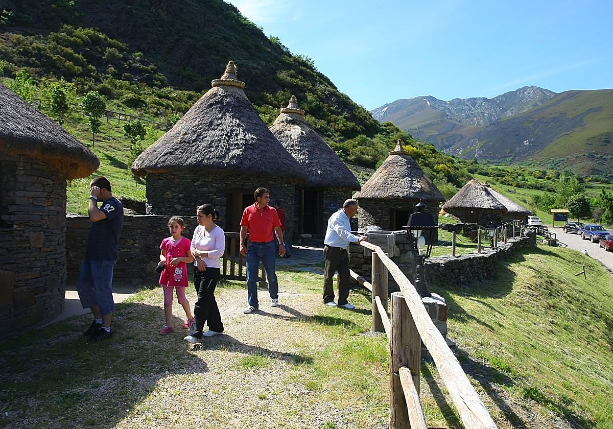 El Castro de Chano en el Valle de Fornela.