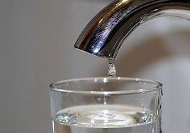 Un grifo con agua, en una imagen de archivo.