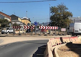 Nueva glorieta de acceso a Toral de Merayo desde la avenida de Portugal en Ponferrada