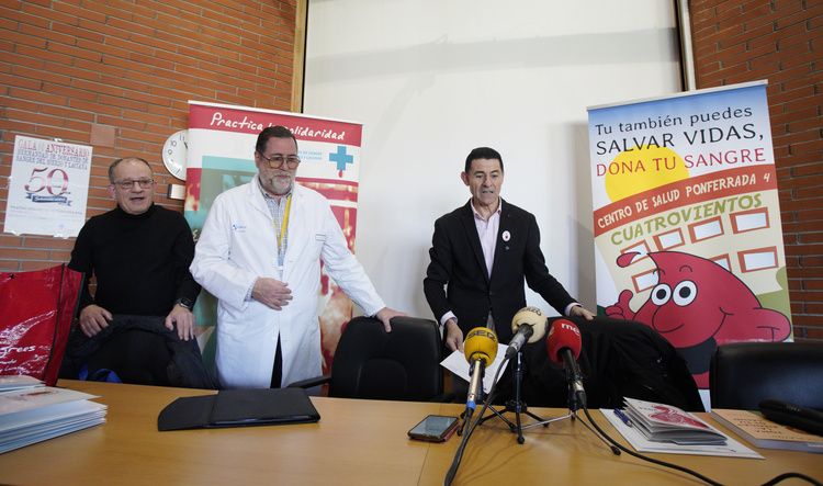 Presentación de los actos con motivo del 50 aniversario de la Hermandad de Donantes de Sangre del Bierzo.