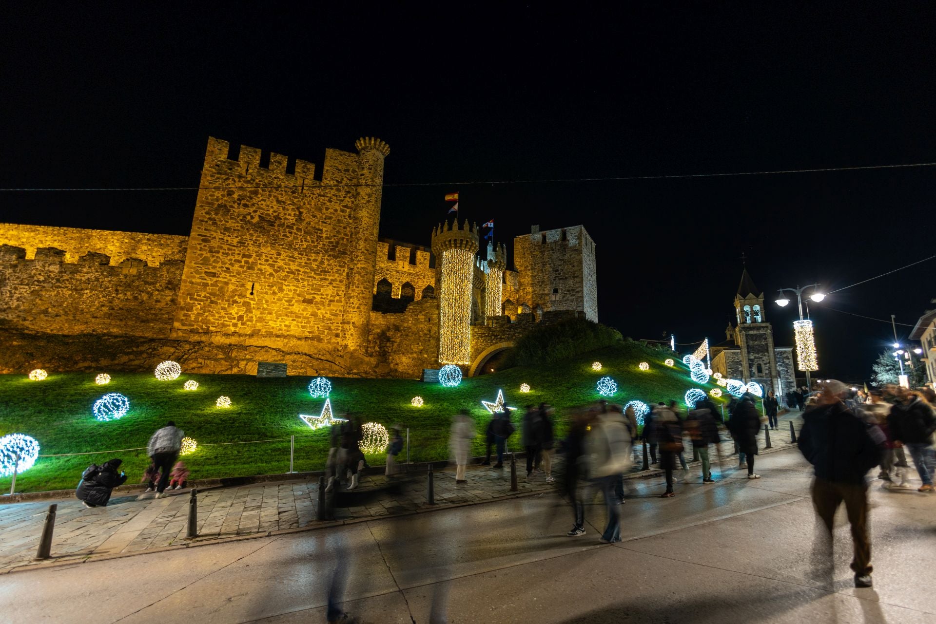 Las mejores imágenes de las luces de Navidad de Ponferrada