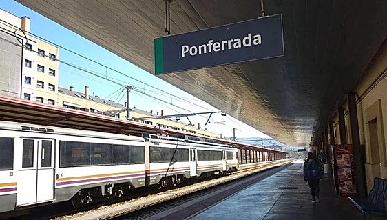 Una avería en la catenaria suspende 4 horas la circulación de trenes entre Ponferrada y Orense