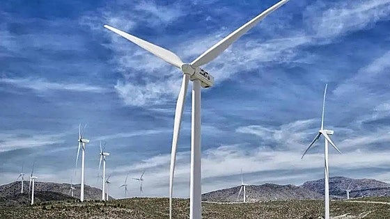 El Gobierno rechaza dos parques eólicos entre El Bierzo y Galicia por su impacto ambiental