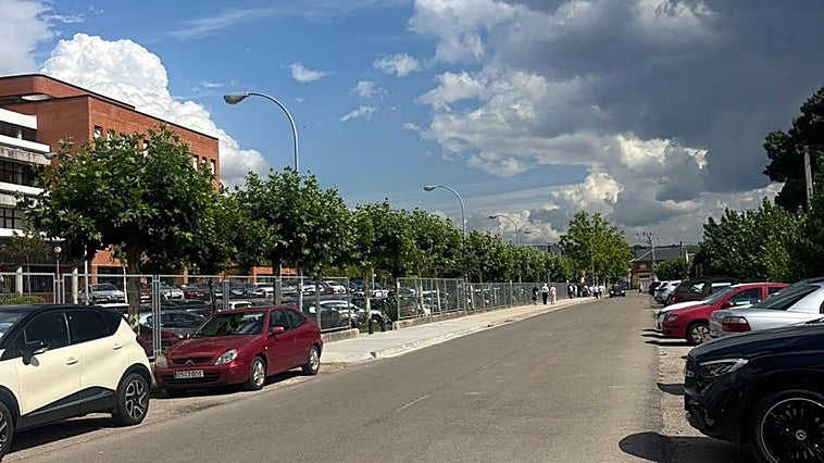 La reforma de la calle Médicos Sin Fronteras creará 130 plazas de aparcamiento en Fuentesnuevas