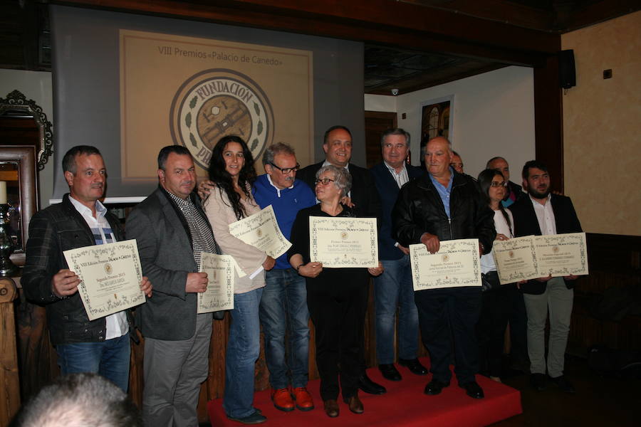 Premiados y patrocinadores, en la entrega de los premios 'Palacio de Canedo'.