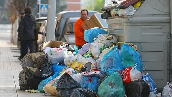 Imagen de la huelga de basuras del pasado mes de abril en Ponferrada.