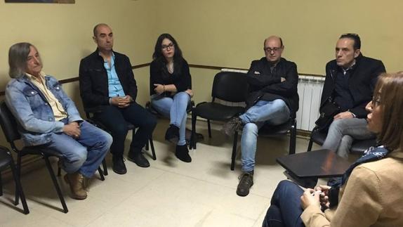 Pacientes de BEDA y sus familiares, durante la jornada de puertas abiertas.