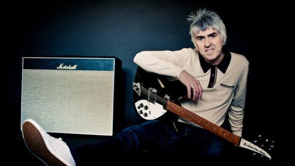 Álex Cooper presenta su nuevo libro en Ponferrada.