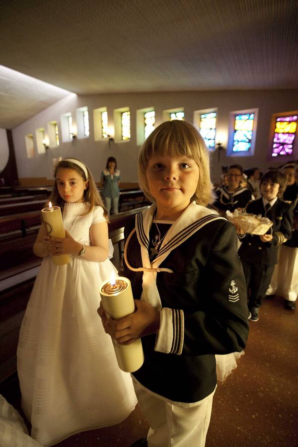 Primeras comuniones en el barrio de La Luz