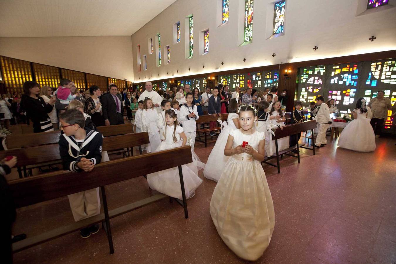 Primeras comuniones en el barrio de La Luz