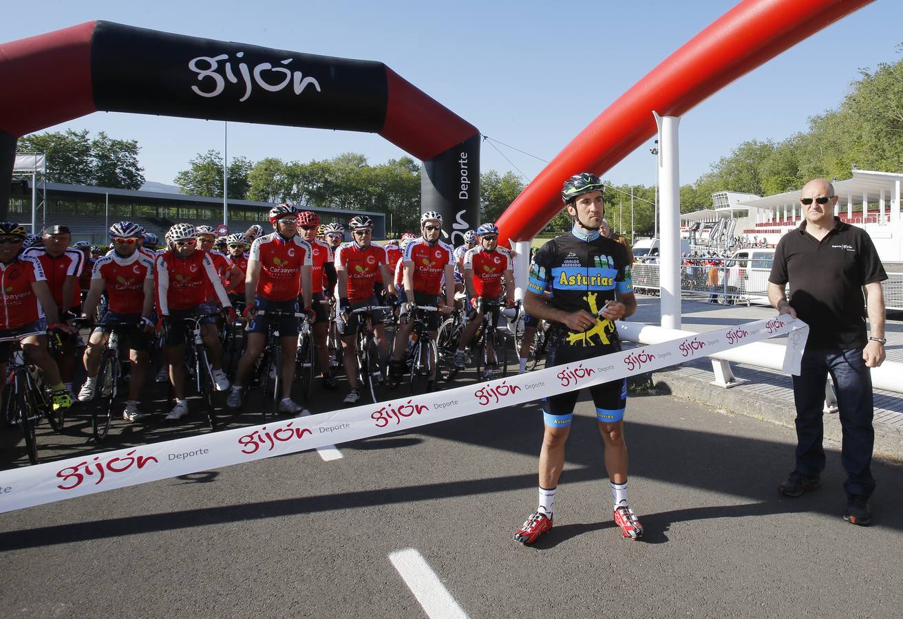 Carlos Sainz se suma al homenaje a Carlos Barredo