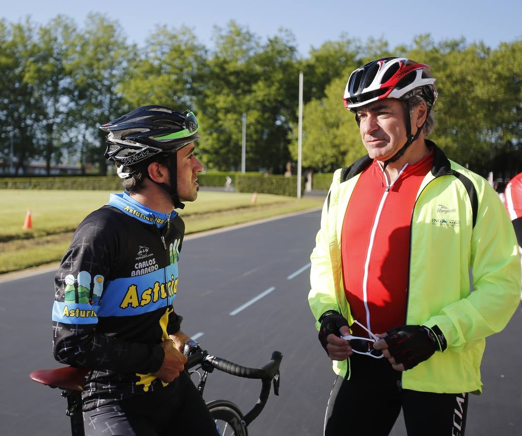 Carlos Sainz se suma al homenaje a Carlos Barredo