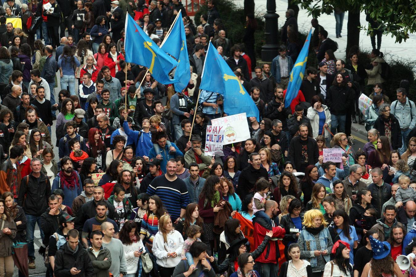 Manifestación en Oviedo en defensa de La Madreña