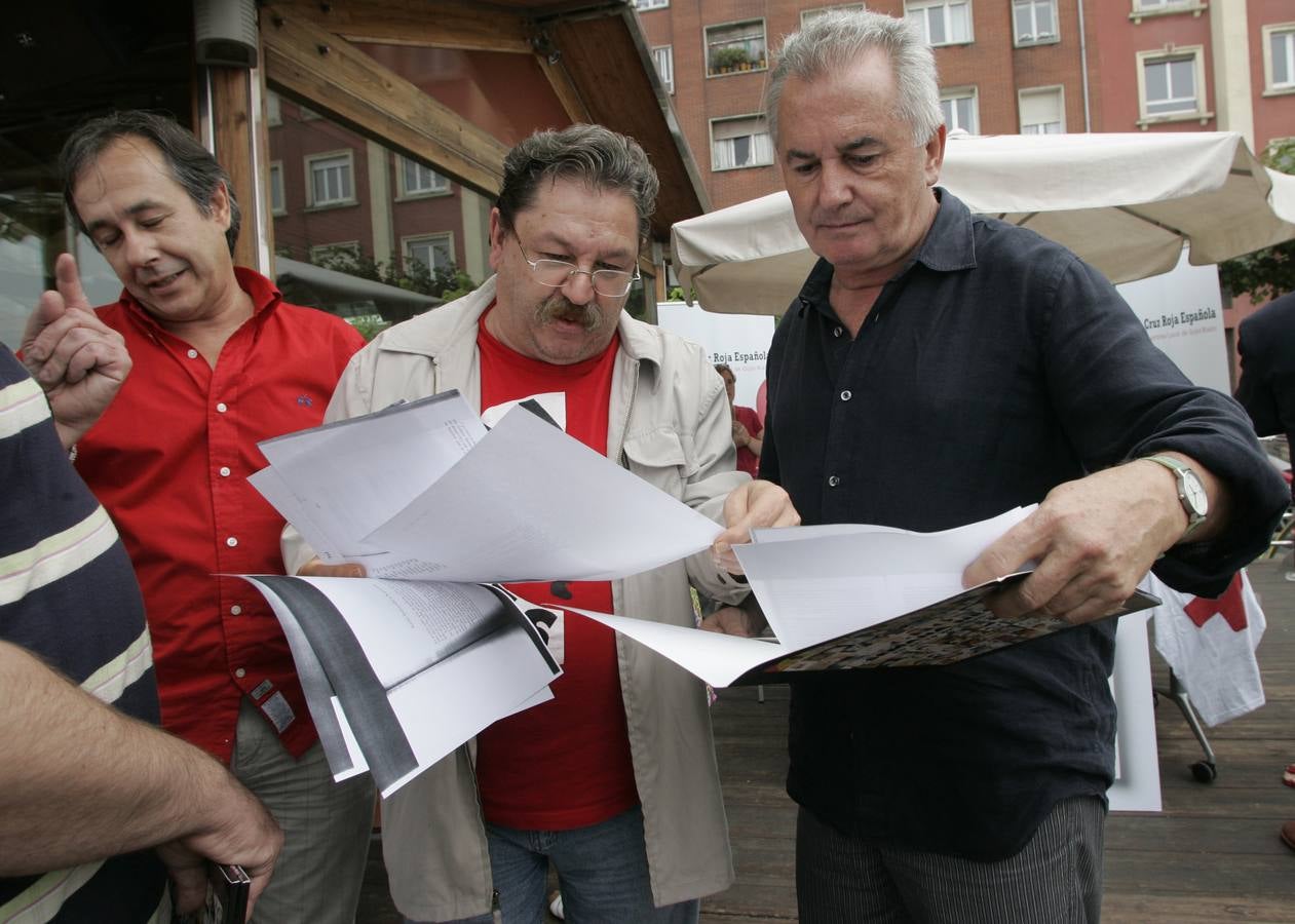 Víctor Manuel, su carrera en imágenes