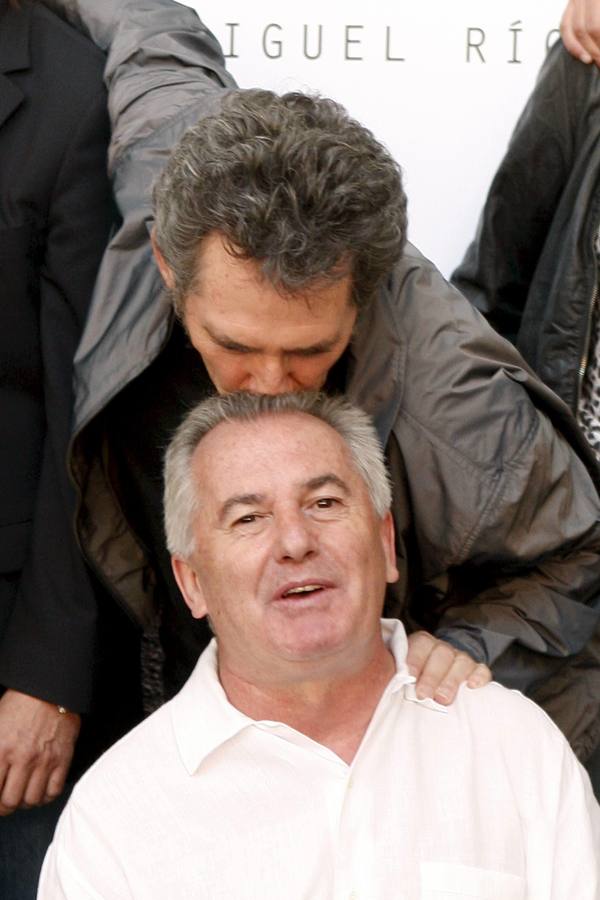 Víctor Manuel, su carrera en imágenes