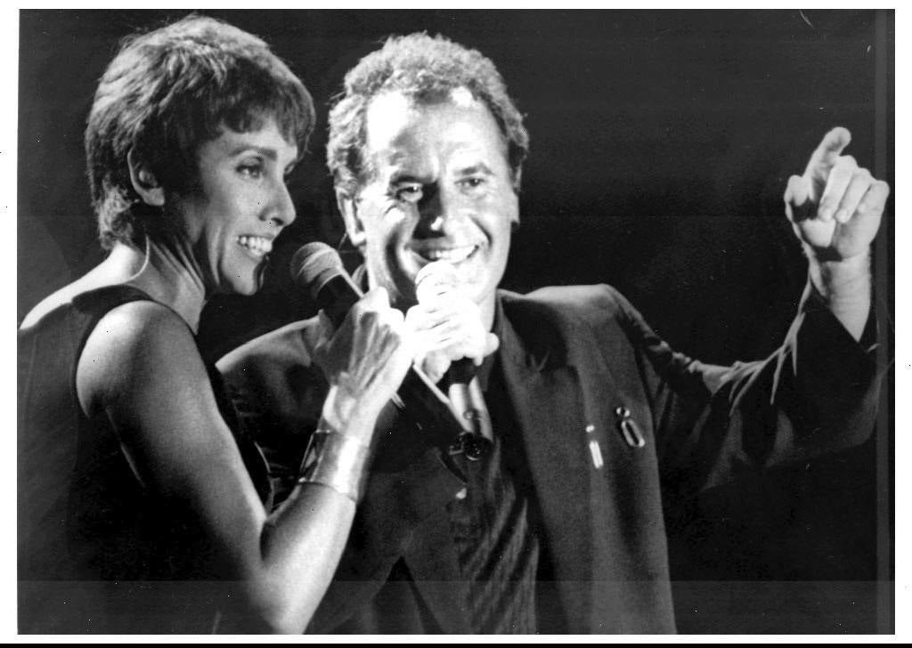 Víctor Manuel, su carrera en imágenes