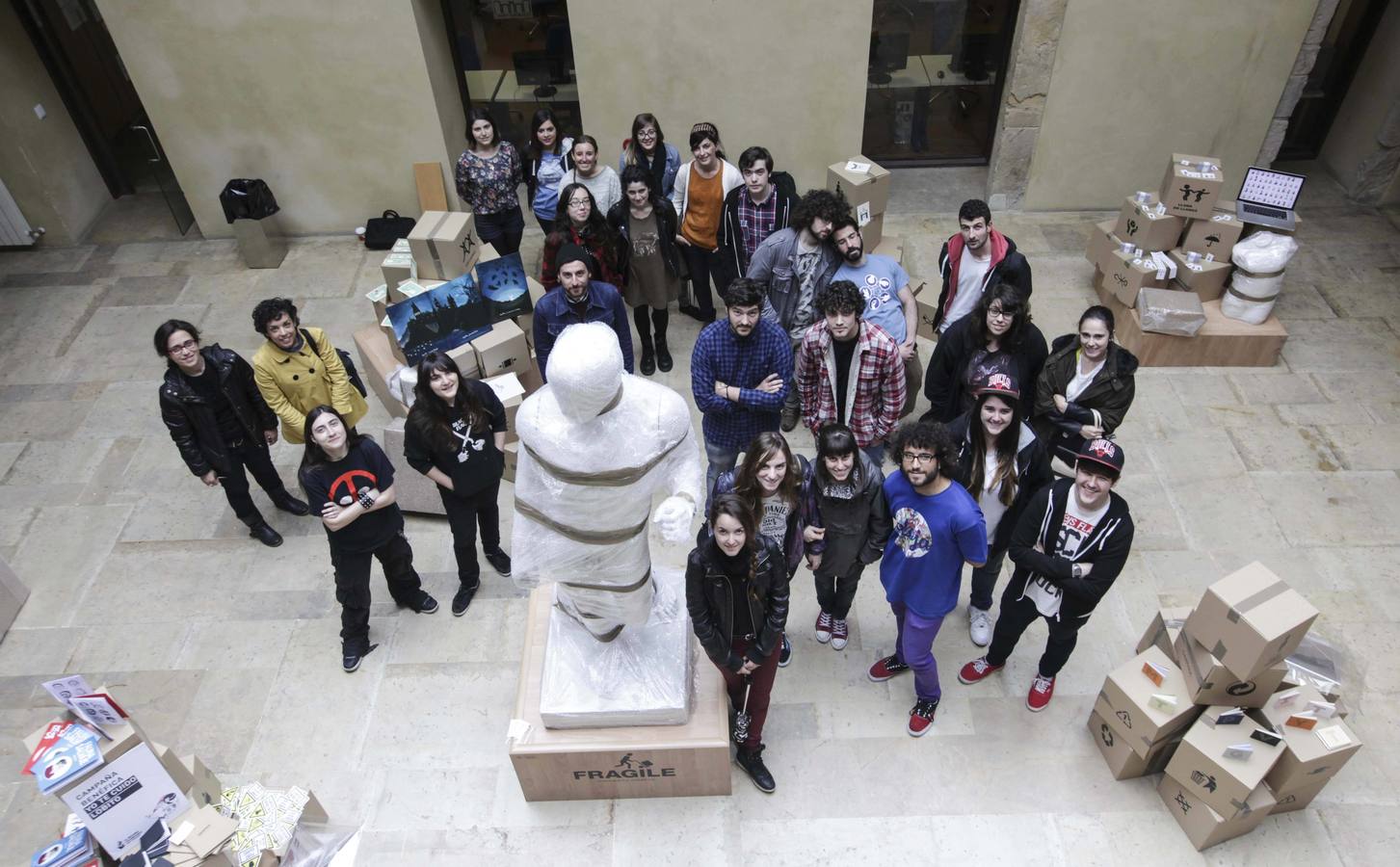 &#039;Fragile&#039;, el mercadillo de los alumnos de la Escuela Superior de Arte