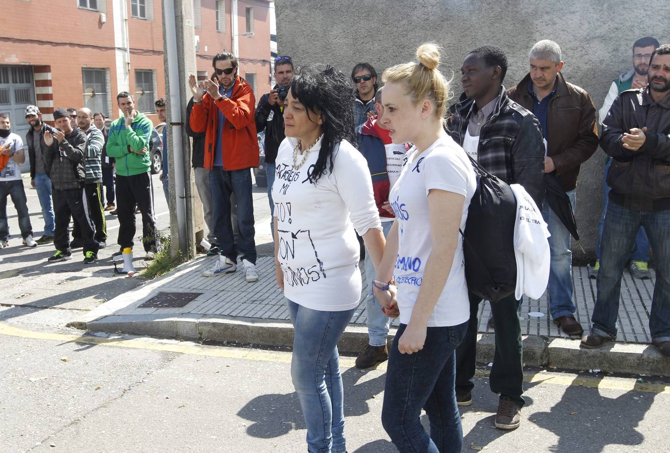 La emocionante asamblea de los trabajadores de Armón, en imágenes