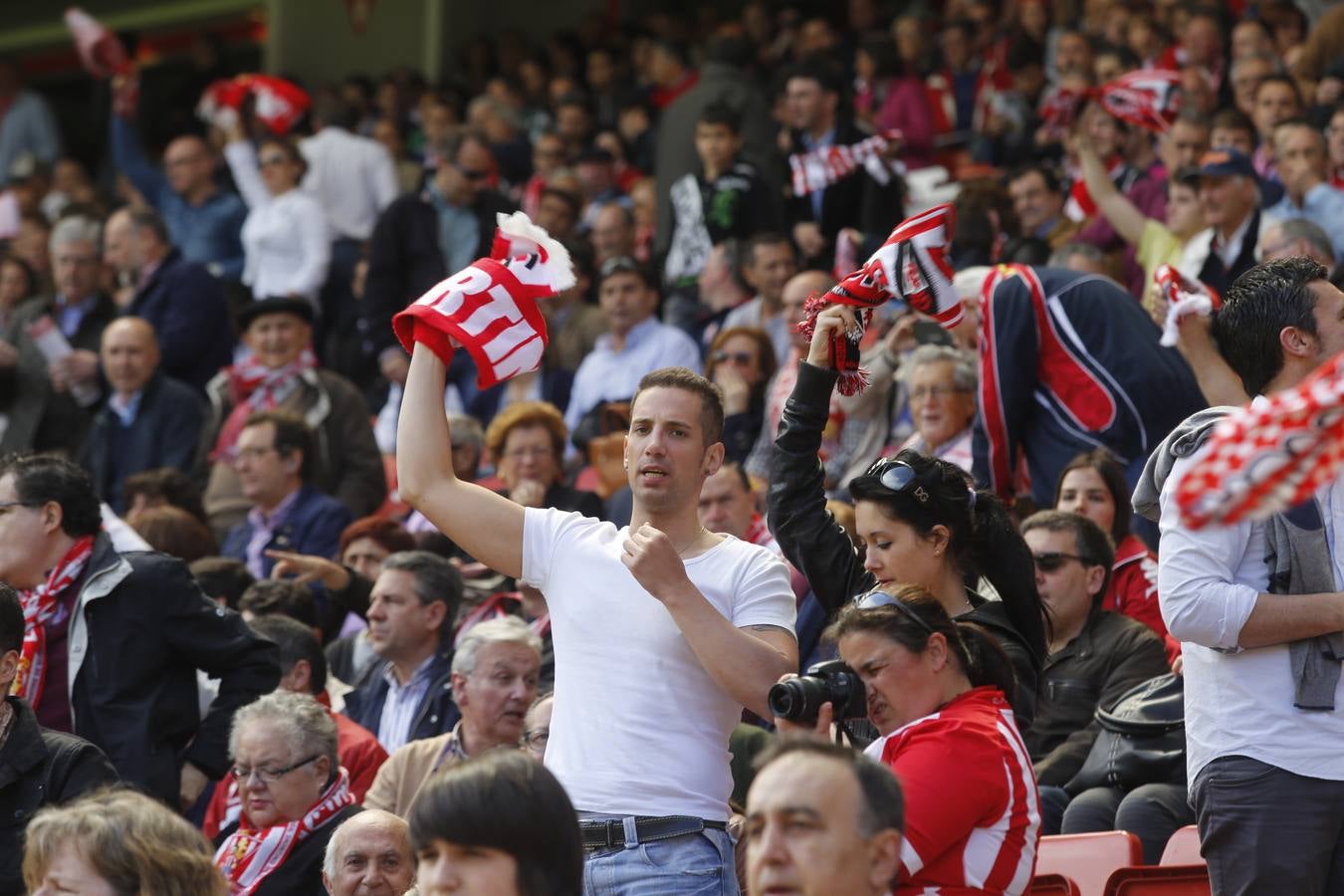Sporting 1-0 Barcelona B (Galería II)