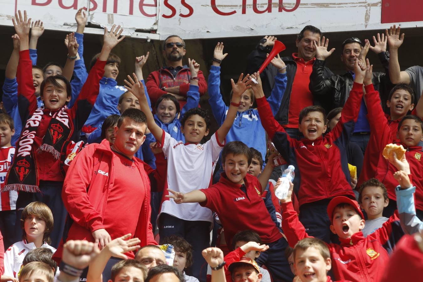 Sporting 1-0 Barcelona B (Galería I)