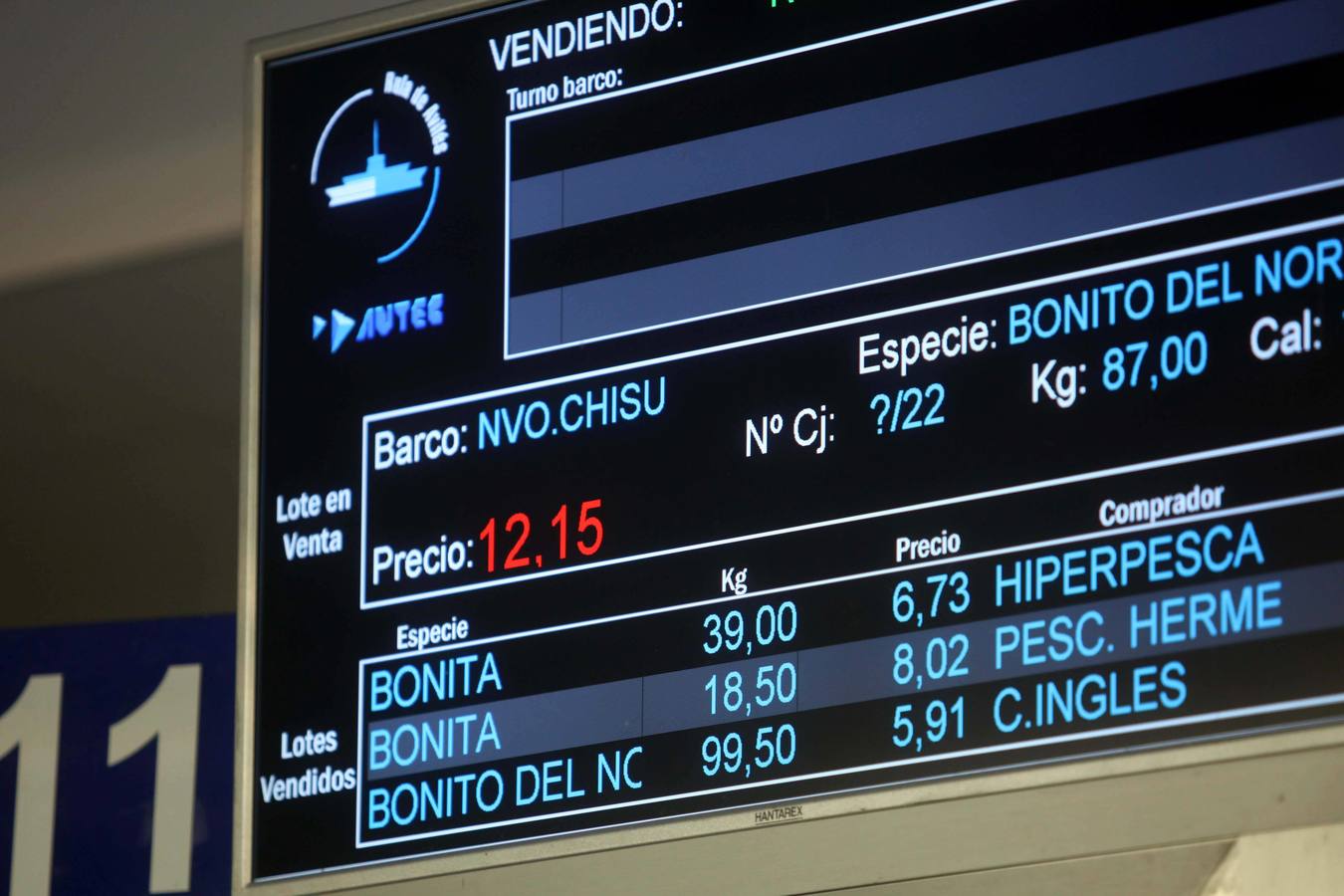 La rula de Avilés subasta 7.400 kilos de bonito