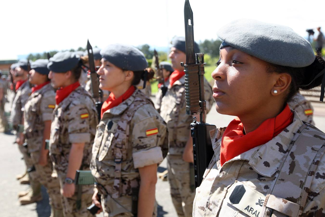 Parada militar en Cabo Noval