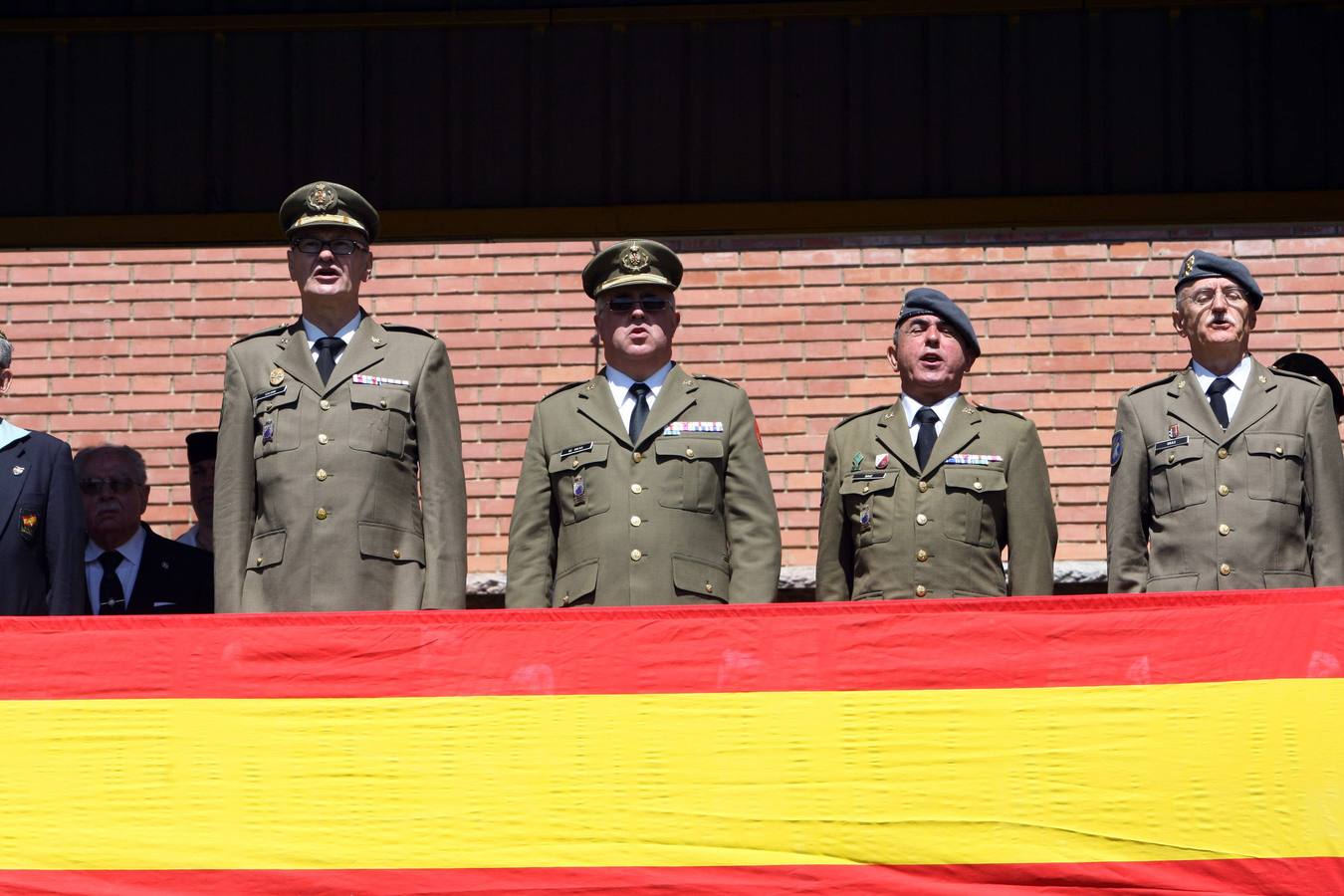 Parada militar en Cabo Noval