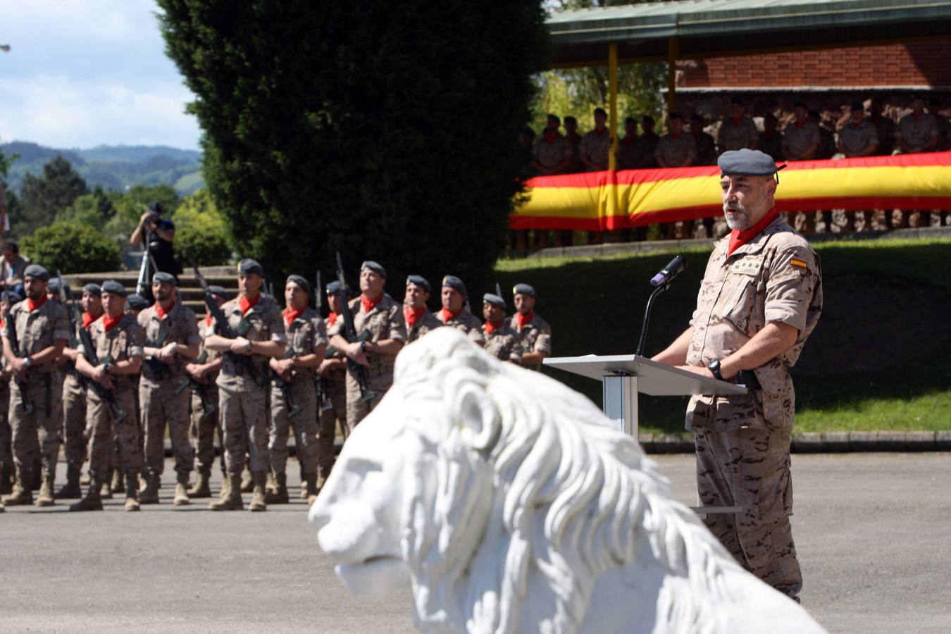 Parada militar en Cabo Noval