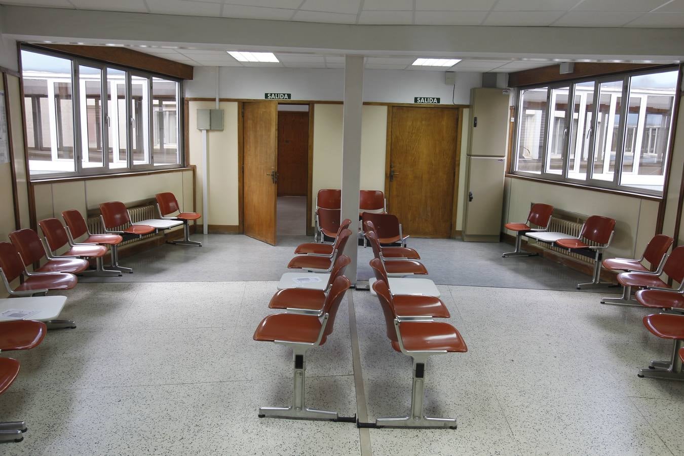 Un recorrido por el viejo HUCA vacío