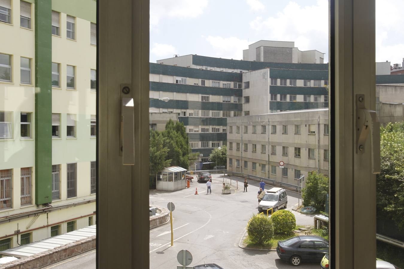 Un recorrido por el viejo HUCA vacío