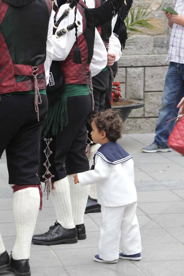 Procesión marinera en San Juan de la Arena