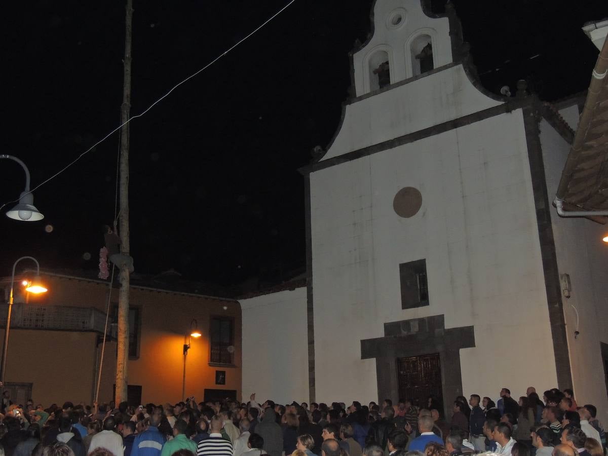 Cangas del Narcea planta el &#039;arbolón&#039;