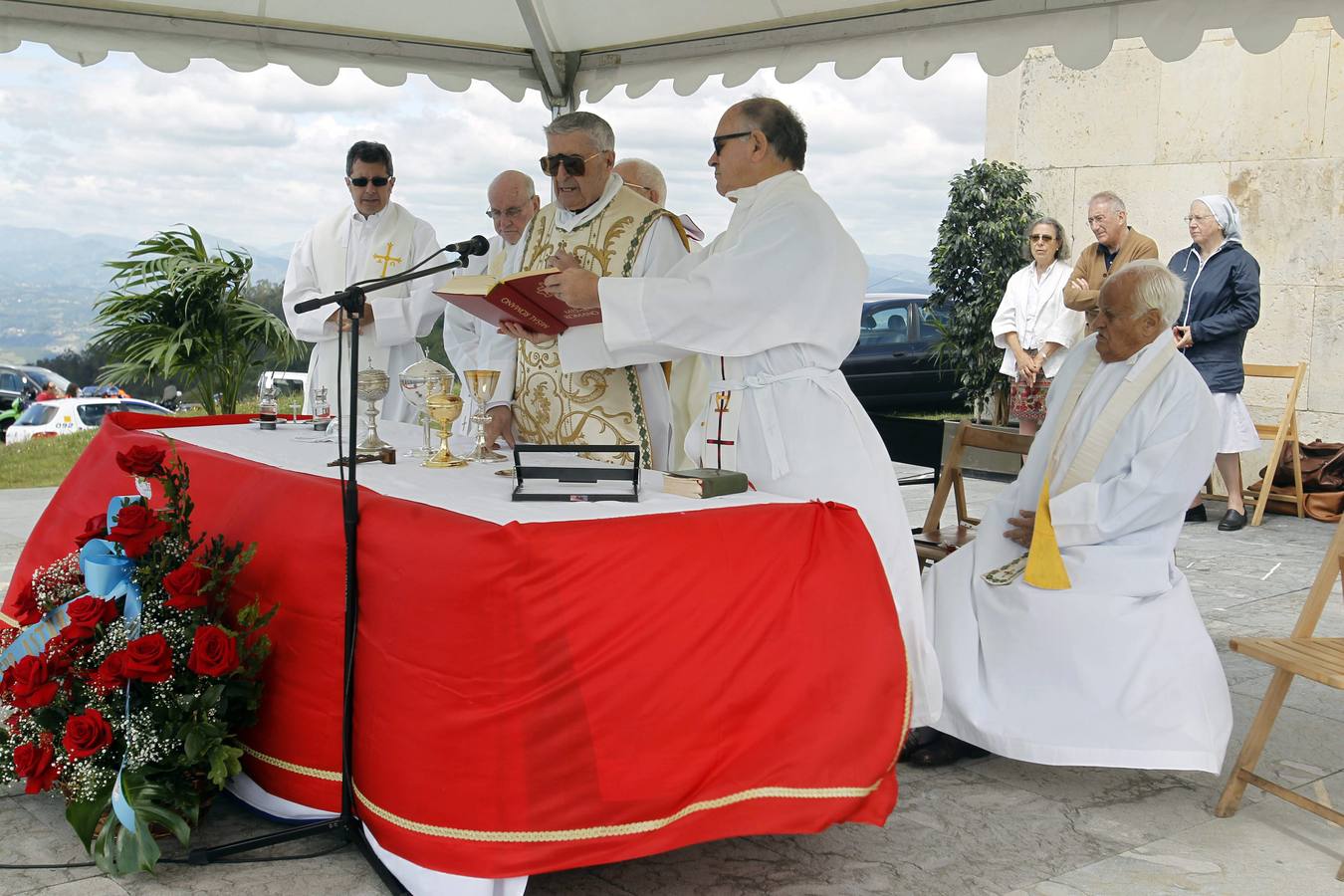 Oviedo, fiel a la jira del Naranco