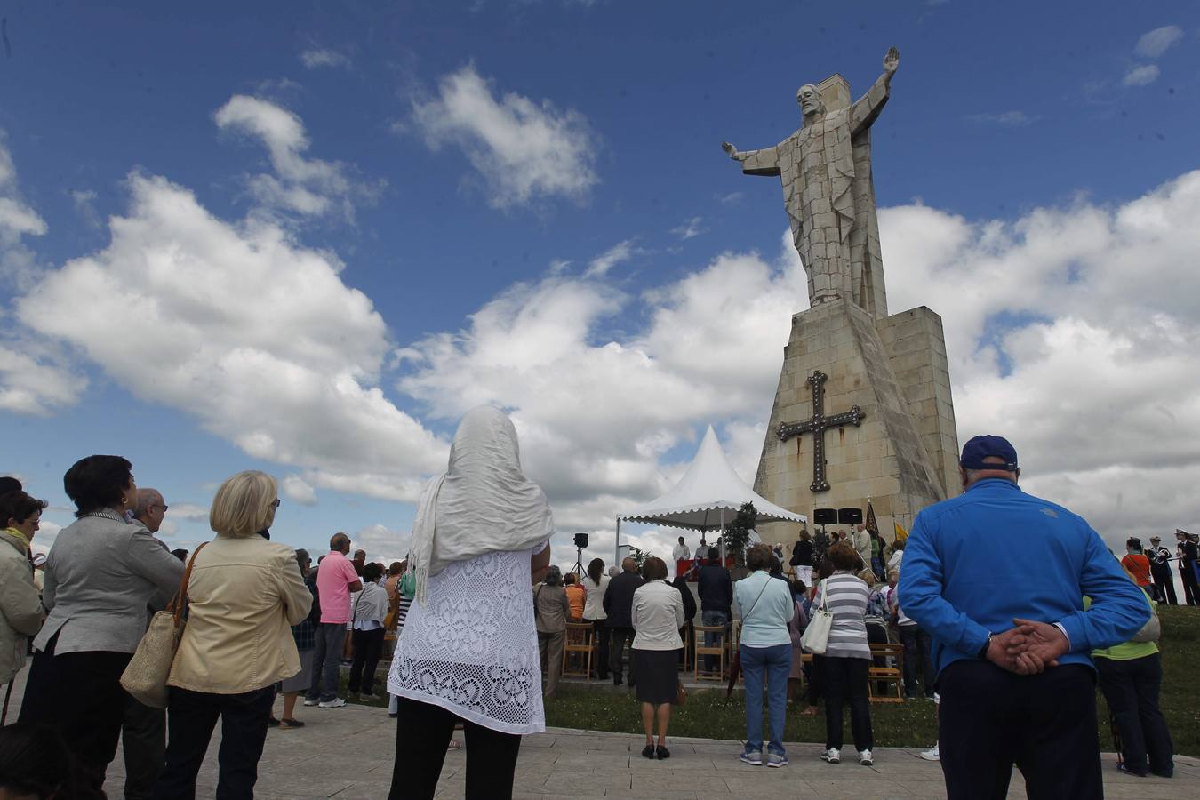 Oviedo, fiel a la jira del Naranco