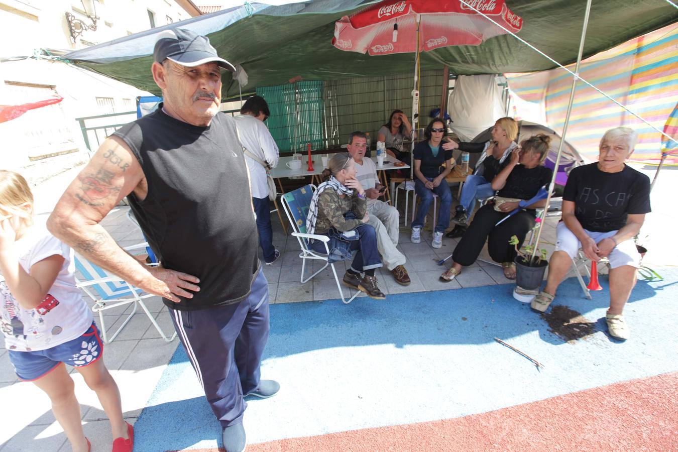 Los vecinos de El Nodo, contra los desahucios