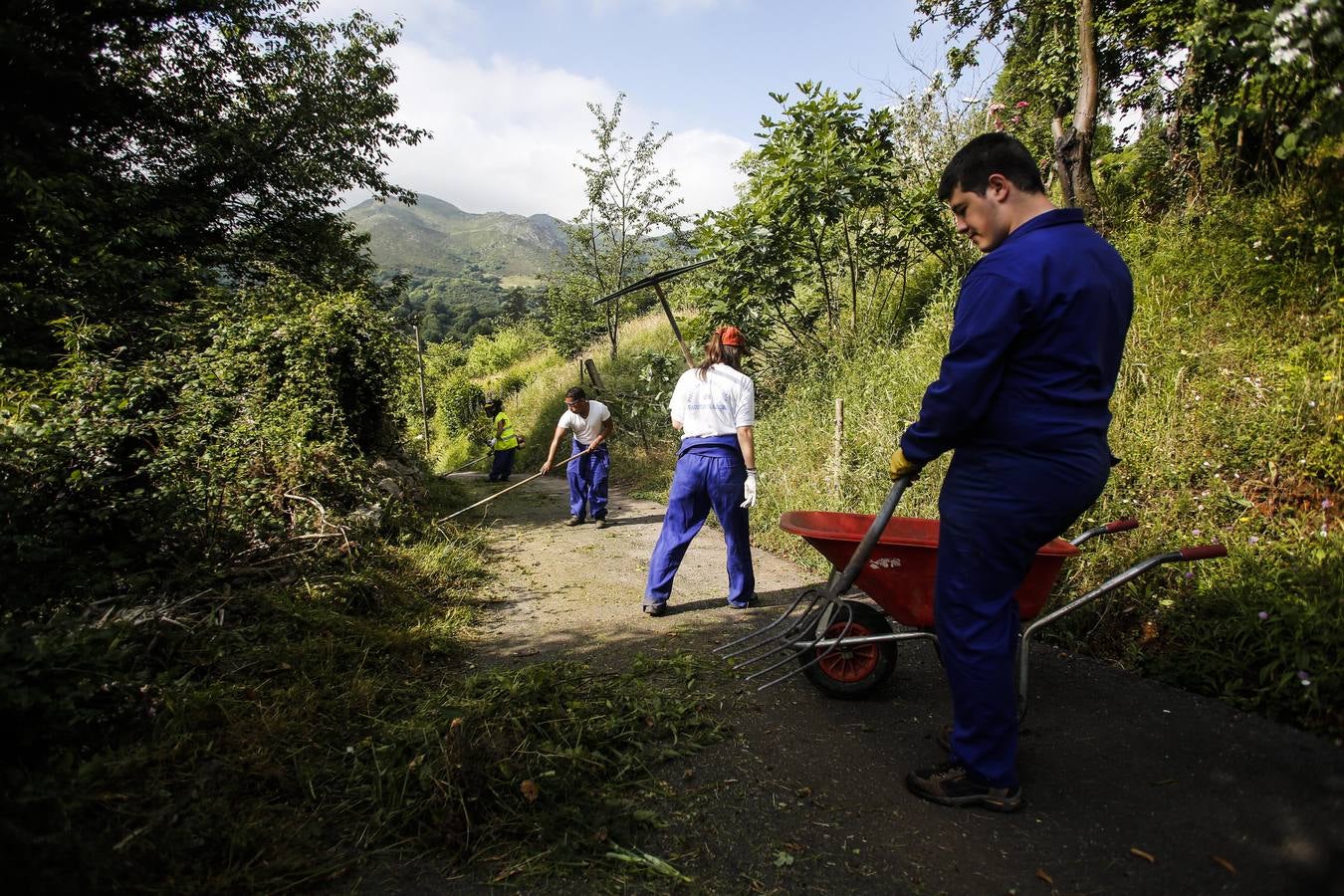 Presos con un trabajo