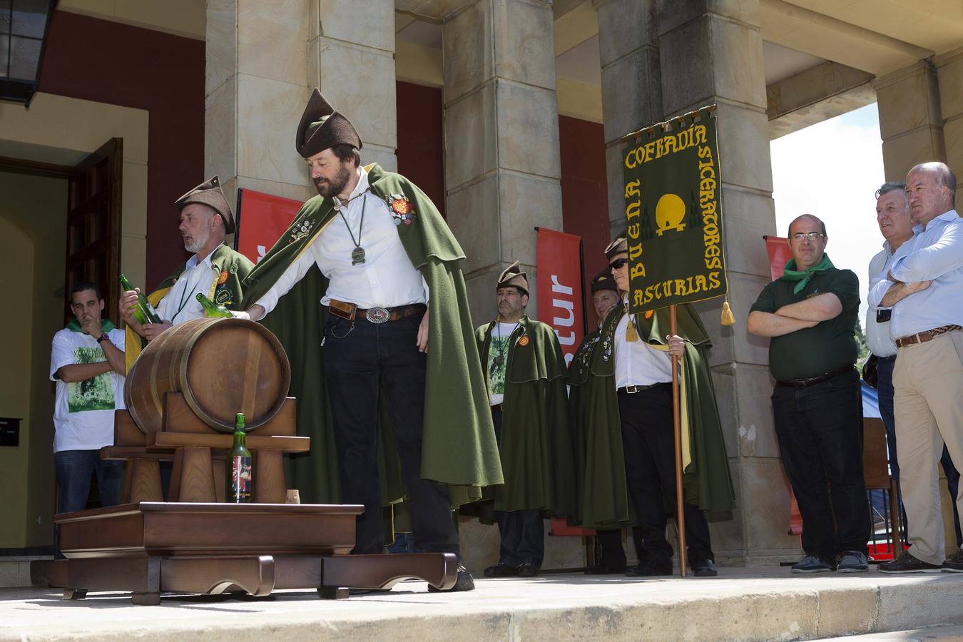 Las imágenes del Festival de la Sidra en Nava