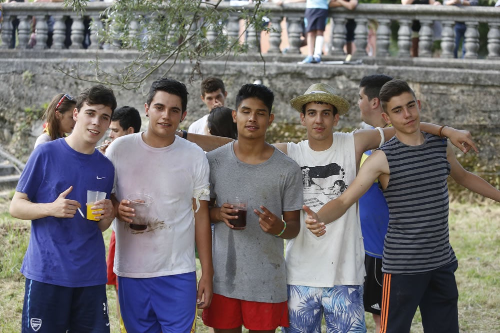 La jira de Sotrondio acaba en el barro