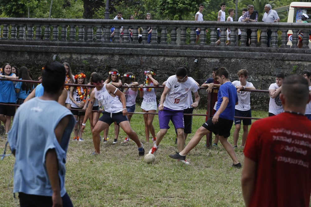 La jira de Sotrondio acaba en el barro