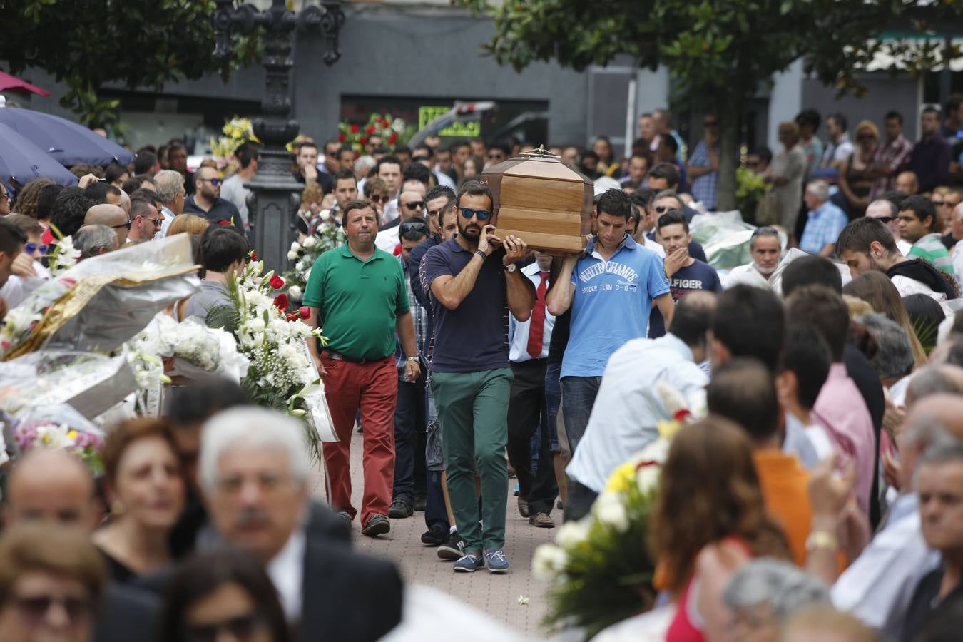 El mundo del fútbol despide a Saúl Lara