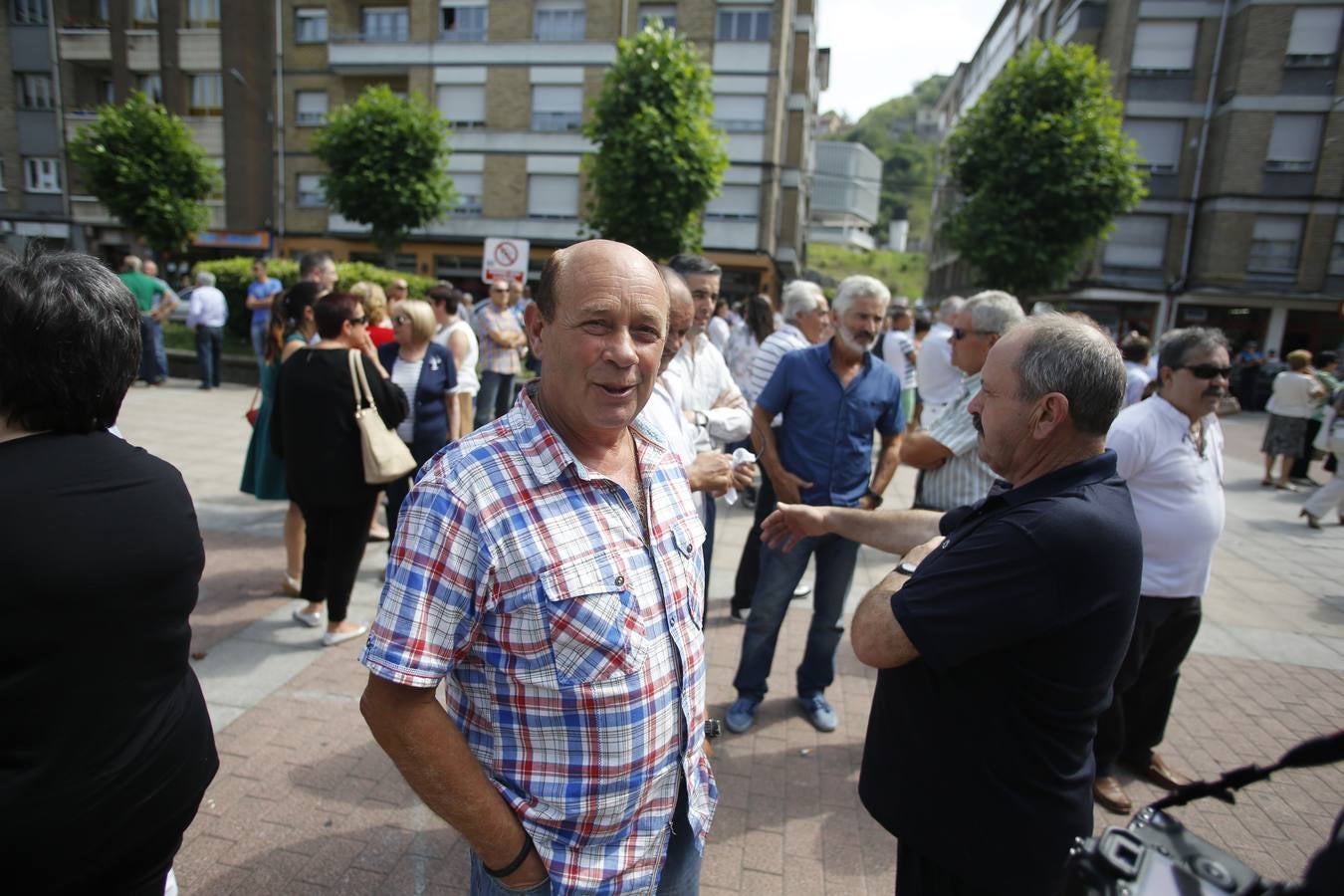 El mundo del fútbol despide a Saúl Lara