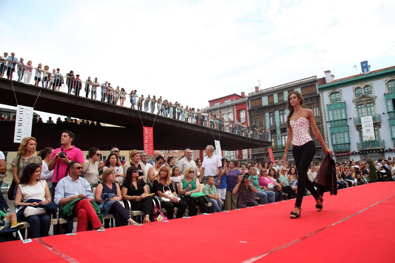 Desfile de moda y belleza, en Avilés