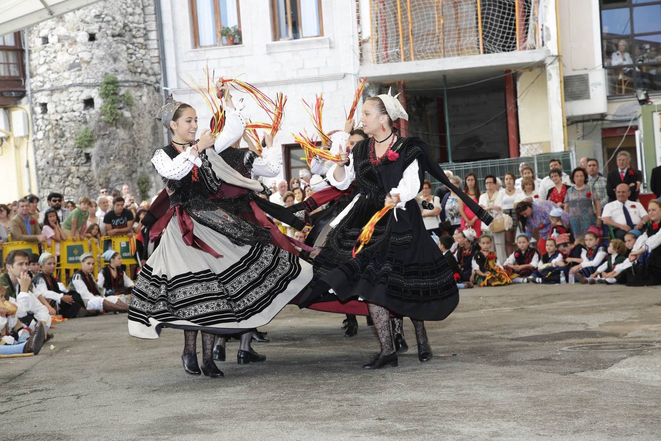 Llanes celebra el día grande de las fiestas de la Magdalena