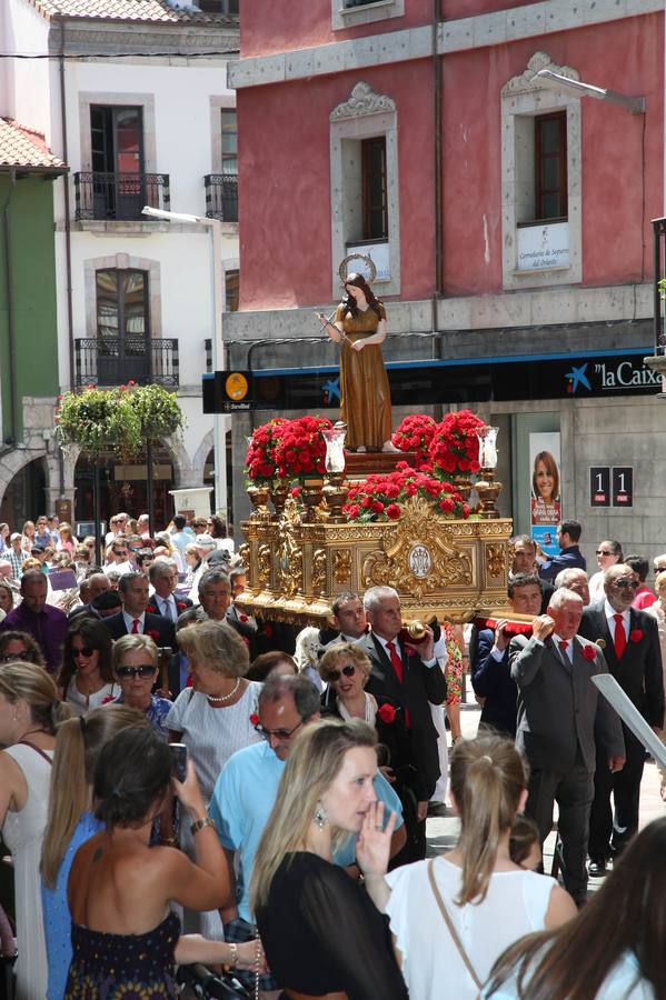 Llanes celebra el día grande de las fiestas de la Magdalena