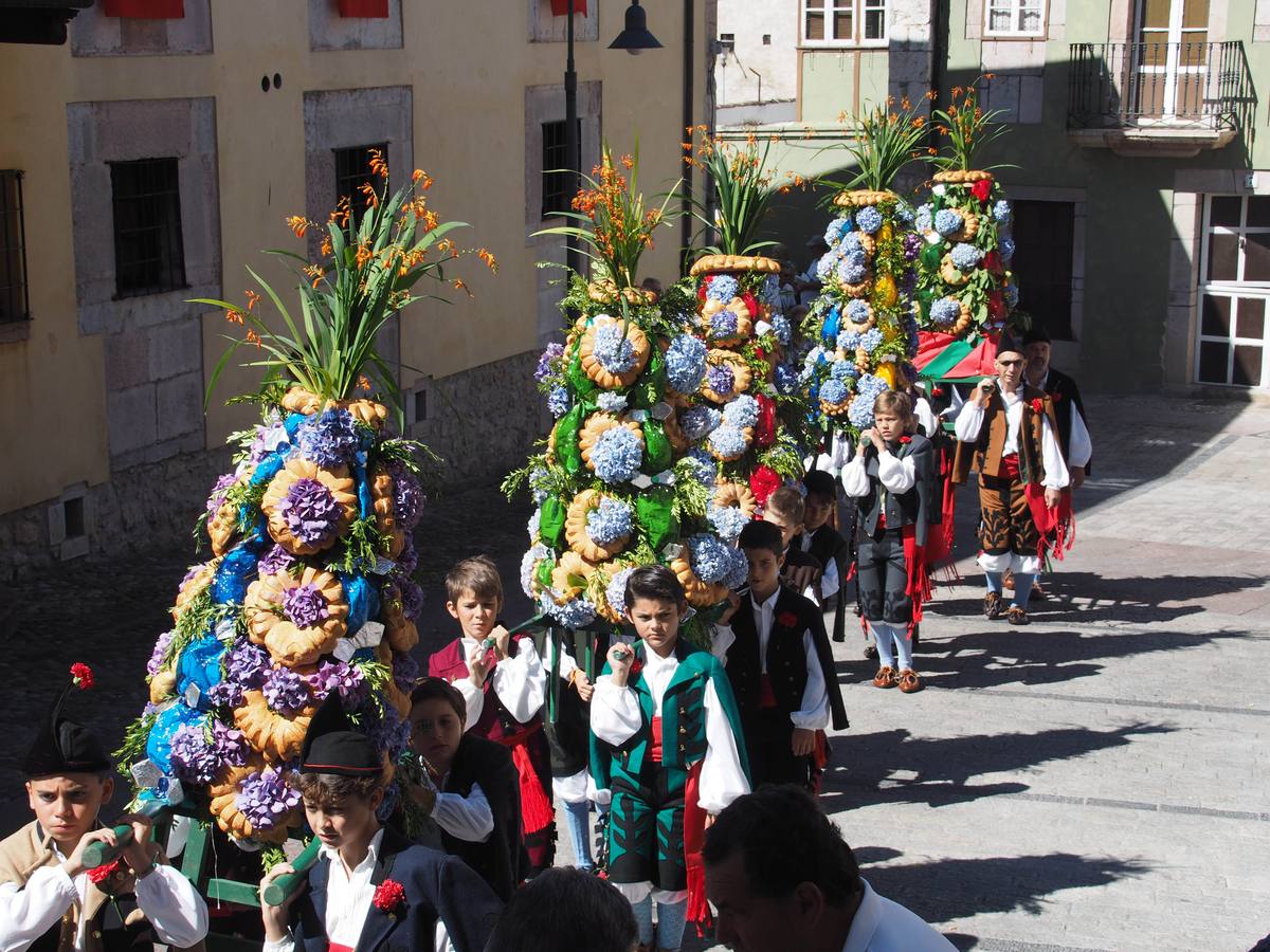 Llanes celebra el día grande de las fiestas de la Magdalena