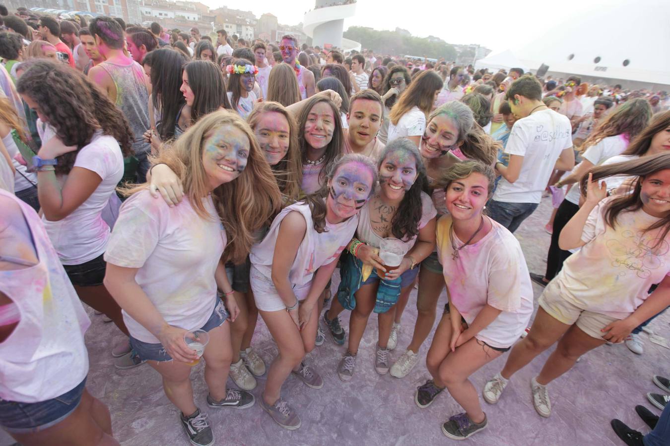 Las mejores fotos de la Holi party en Avilés