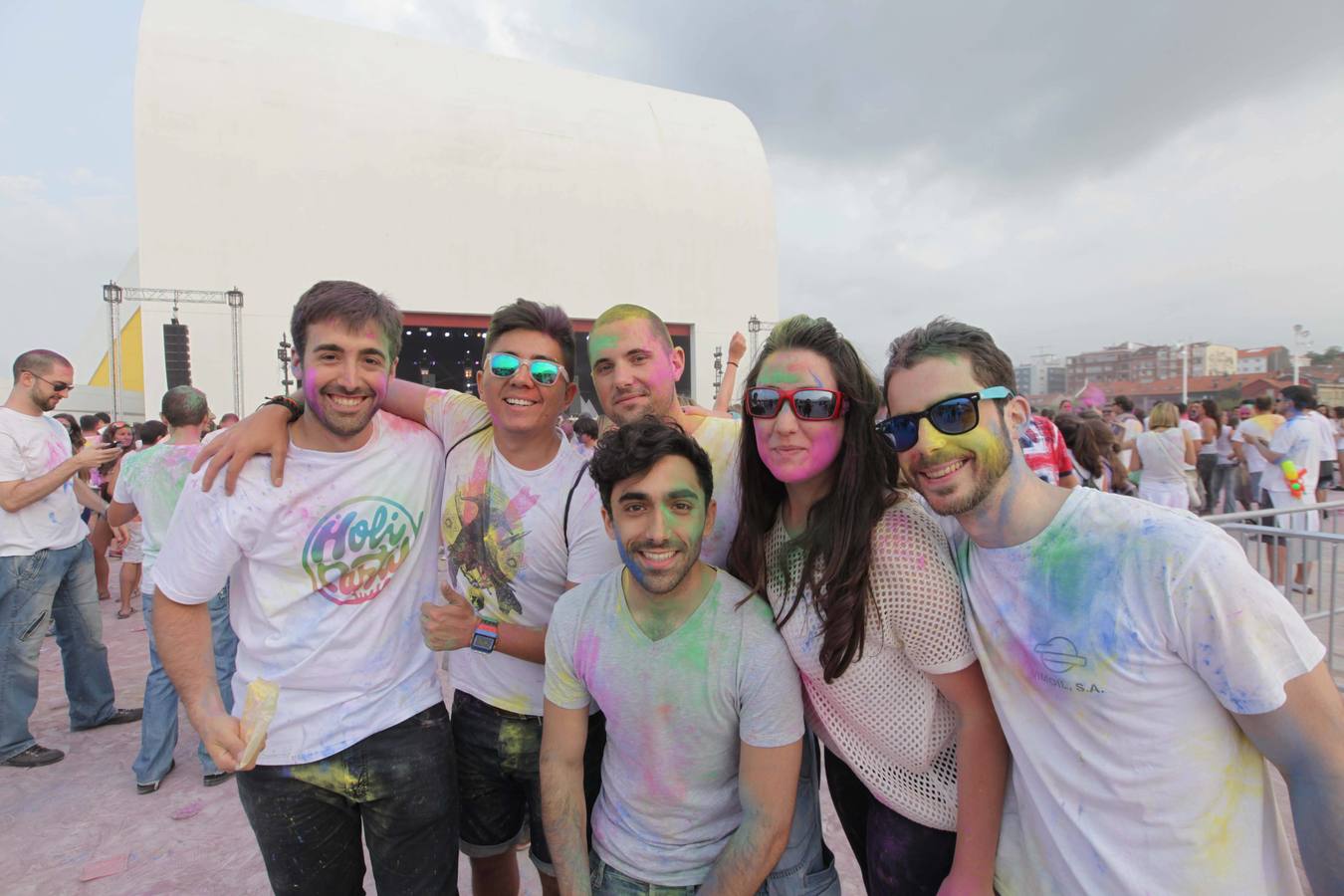 Las mejores fotos de la Holi party en Avilés