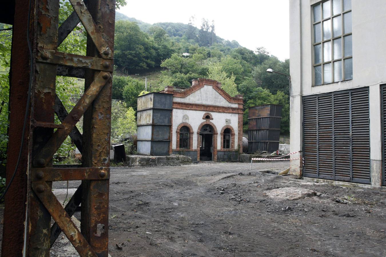 Comienza las visitas guiadas al pozo Santa Bárbabara