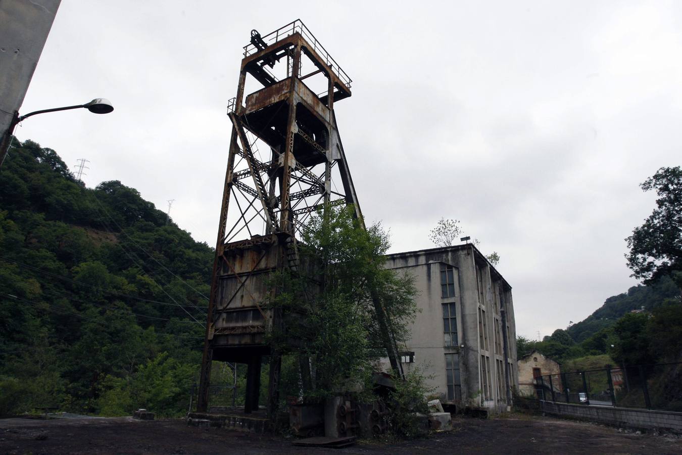 Comienza las visitas guiadas al pozo Santa Bárbabara